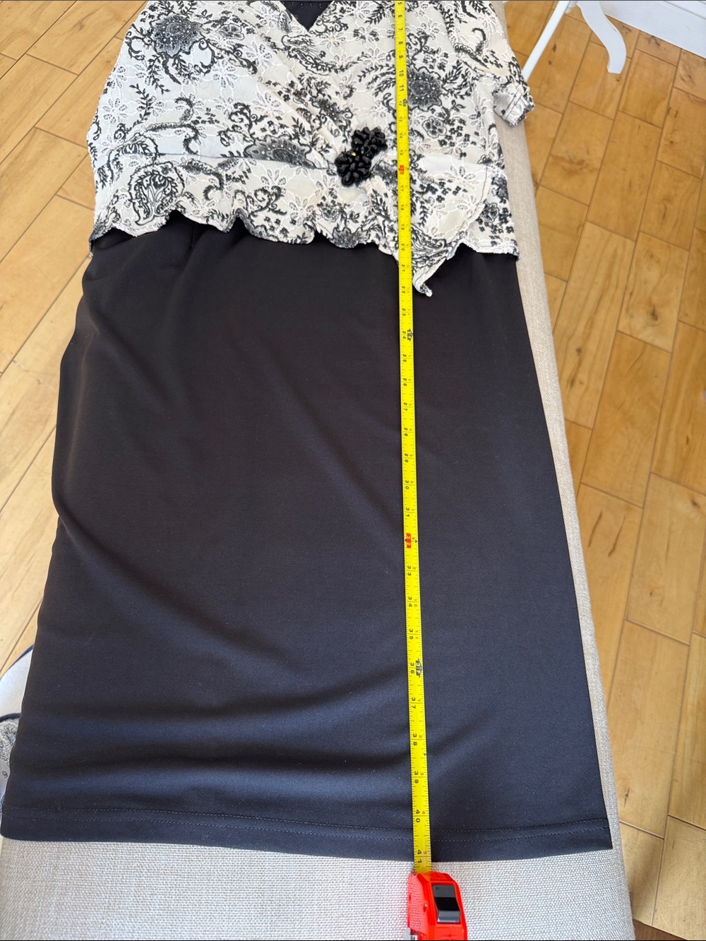 Black & Cream Lace Overlay Wrap Top dress. - Picture 9 of 12